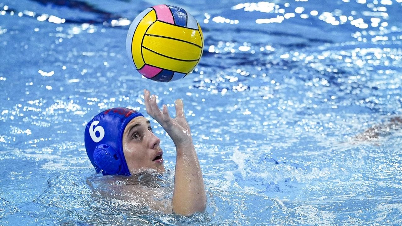 16 Yaş Altı Erkekler Avrupa Sutopu Şampiyonası İstanbul'da Başladı