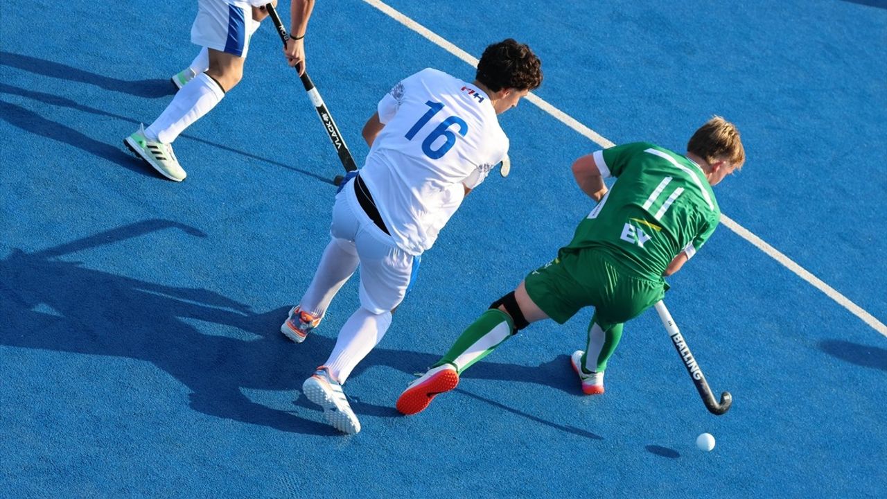 Avrupa Hokey 18 Yaş Altı Şampiyonası Antalya'da Devam Ediyor