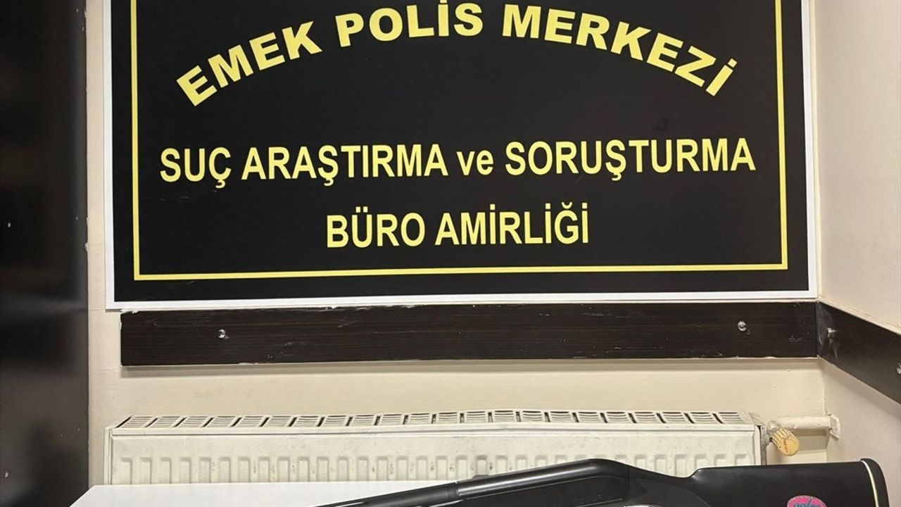 Bursa'da Havaya Ateş Açan Şüphelilerden İki Tutuklama