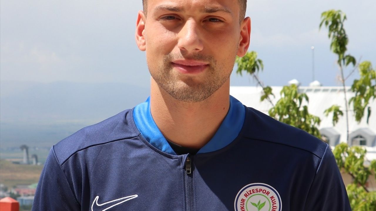 Dal Varesanovic: Futbol Ailemde Var