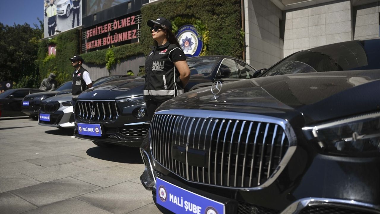 İstanbul'da Suç Gelirlerinin Aklanması Operasyonu: 62 Şüpheli Yakalandı