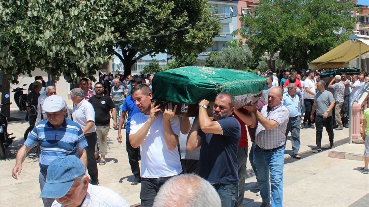 İzmir'de Arazi Anlaşmazlığı Nedeniyle Üç Kardeş Hayatını Kaybetti