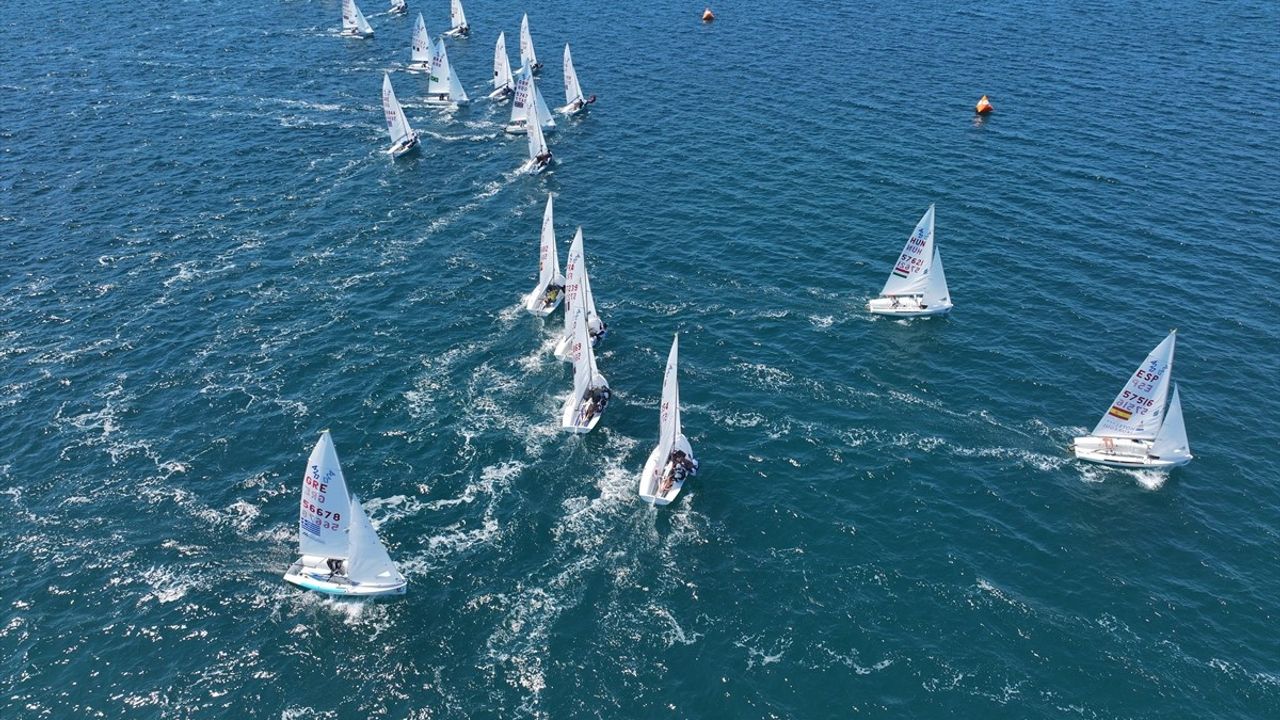 İzmir'de Yelkenin Zirvesi: 420 Dünya Şampiyonası Sonuçlandı