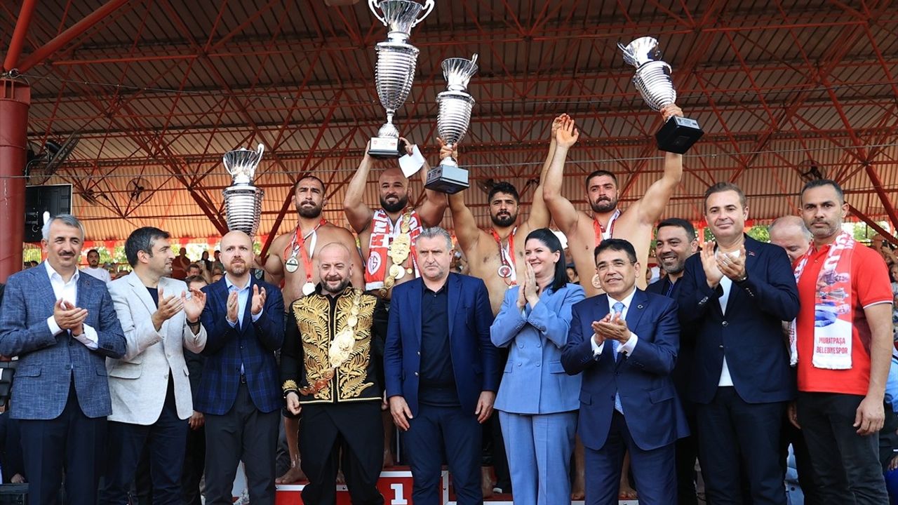 Kırkpınar Yağlı Güreşleri'nde Orhan Okulu Altın Kemerin Sahibi Oldu