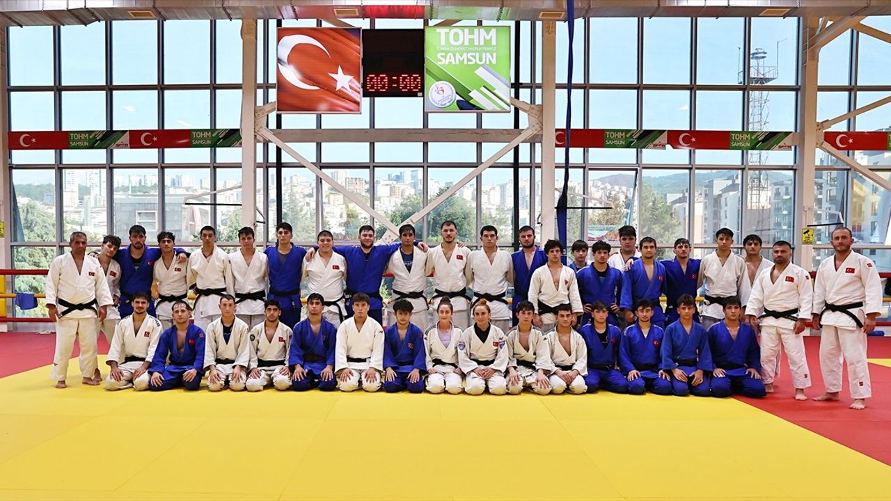 Milli Judocular Samsun'da Şampiyonalara Hazırlanıyor