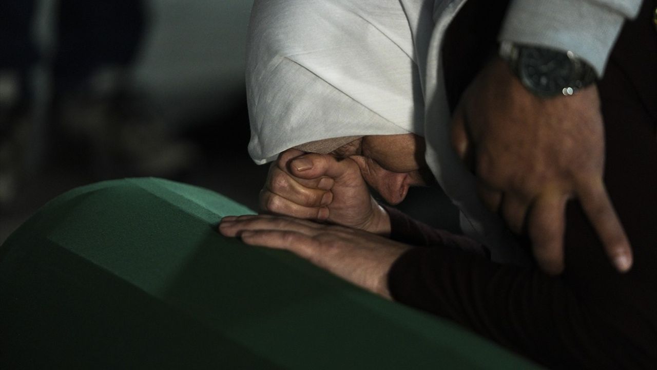 Srebrenitsa Soykırımı’nın 30. Yılında Acı Hatıralar