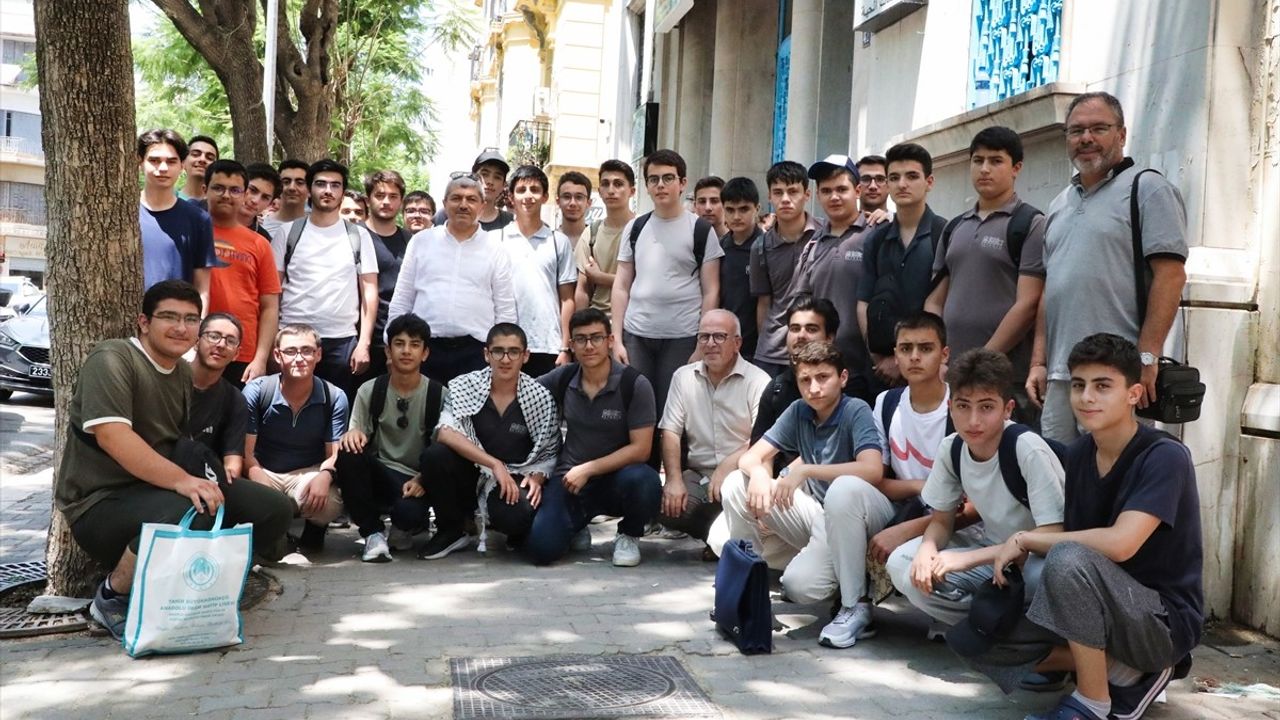 Türk Öğrenciler Tunus'ta Arapça Öğreniyor