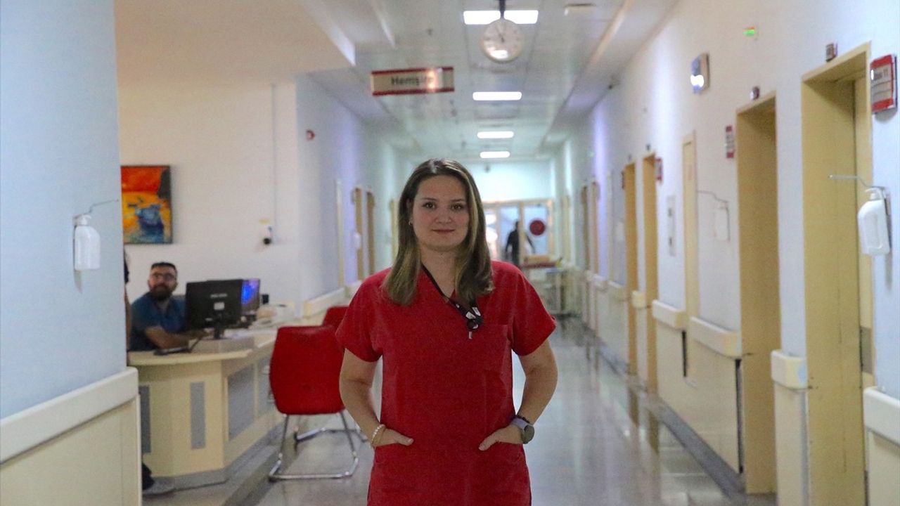 Van'da Kapalı Ameliyatla Tiroit Kanserinden Kurtuluş