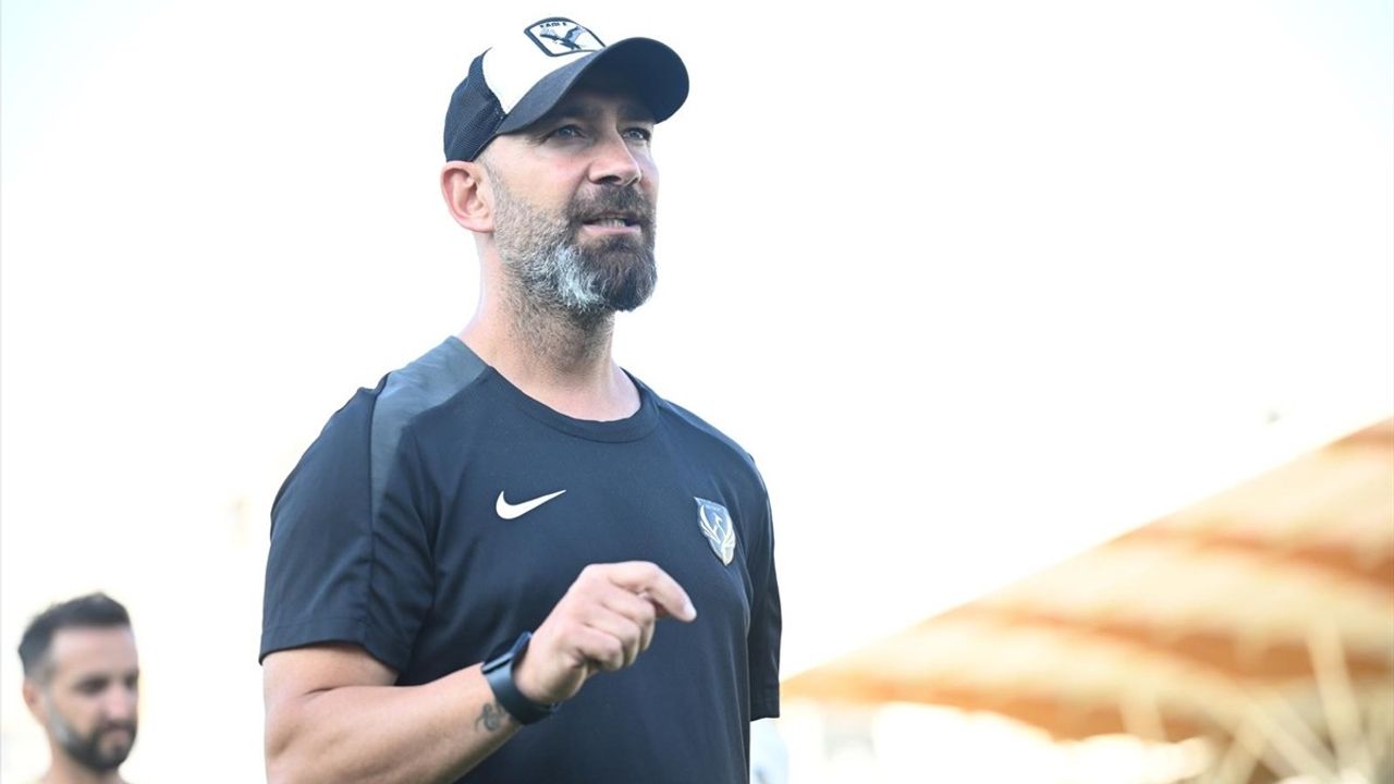 ABB FOMGET, UEFA Şampiyonlar Ligi Elemelerinde Galibiyet Hedefliyor