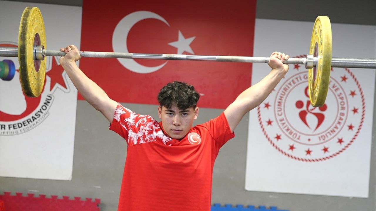 Avrupa Şampiyonu Haltercilerimiz 6 Madalya ile Döndü