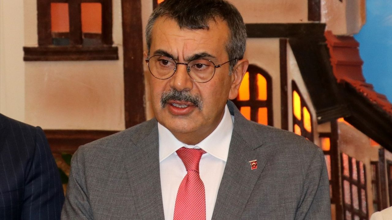 Eğitimde Doğa Bilinci: Bakan Tekin Kütahya'da Önemli Açıklamalarda Bulundu