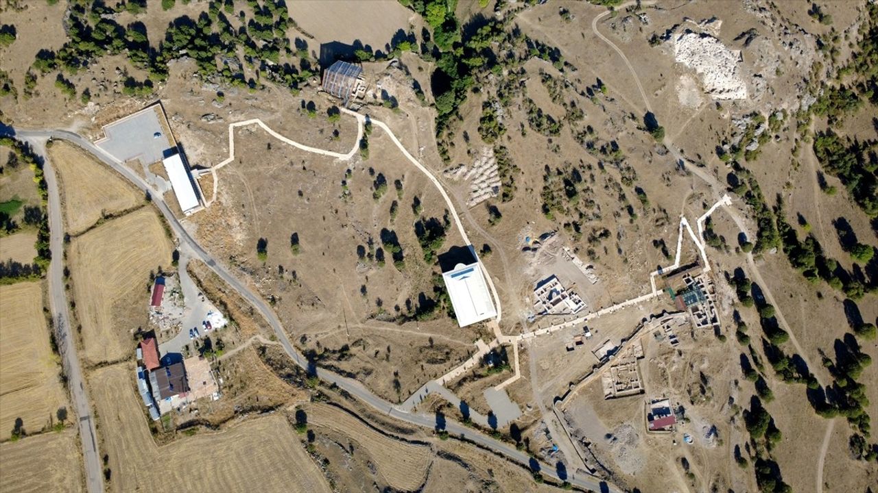 Karabük'te Sanat Terapisi Çalıştayı Başladı