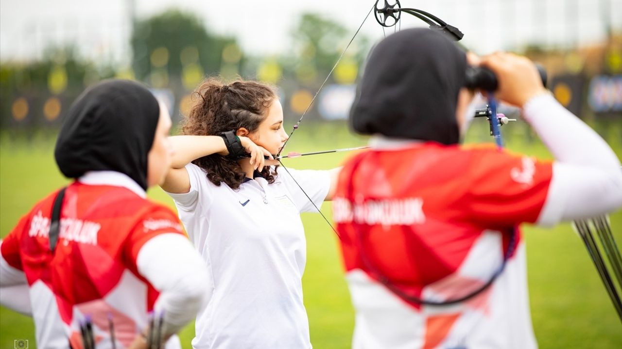 Okçuluk Türkiye Kupası 3. Ayağı Samsun'da Devam Ediyor
