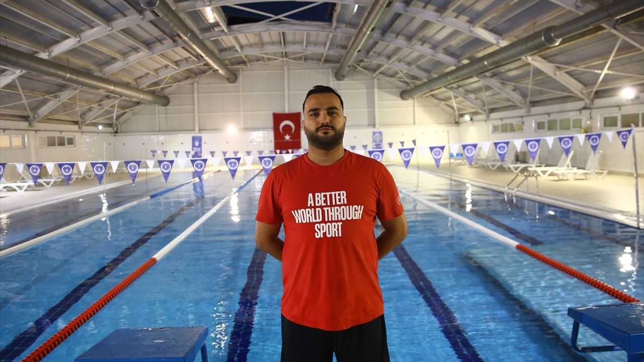 Yüzme Engel Tanımıyor: Bursa'daki Başarılı Sporcular