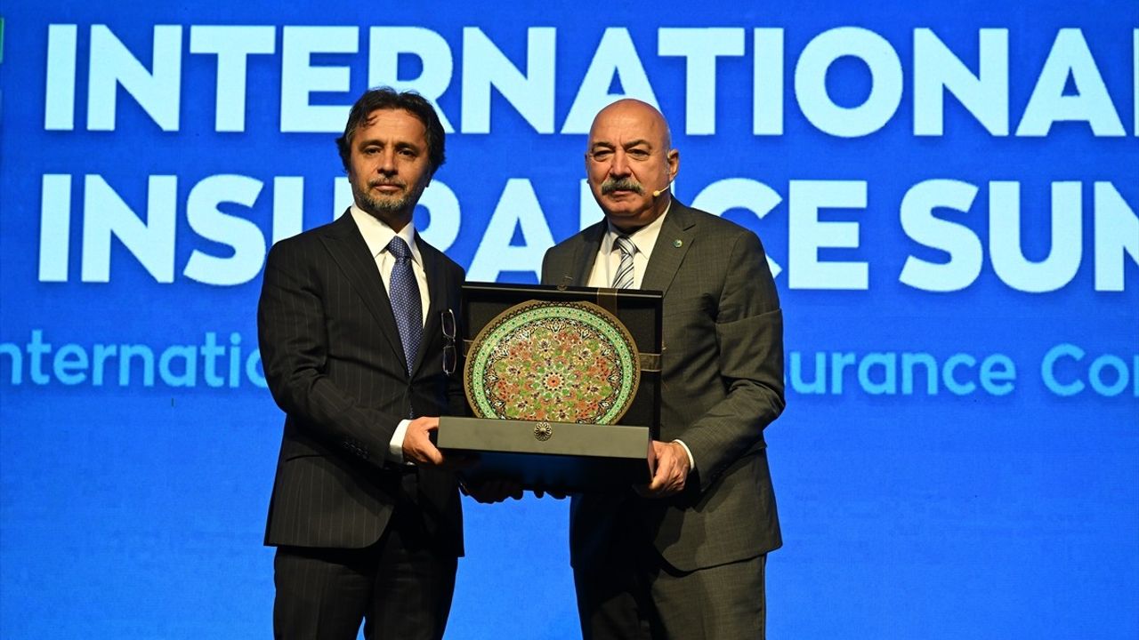 4. Uluslararası Sigorta Zirvesi Başladı