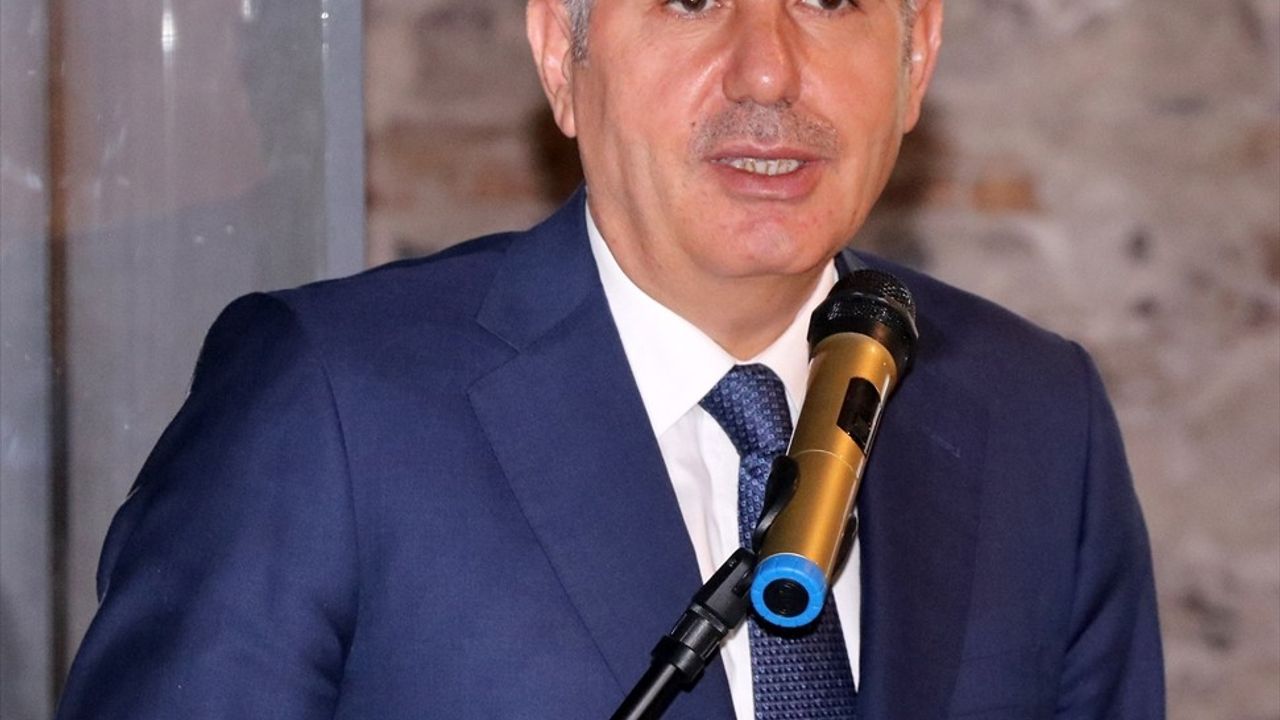 Çal Dede Belgeseli İzmir'de Önce Gösterildi