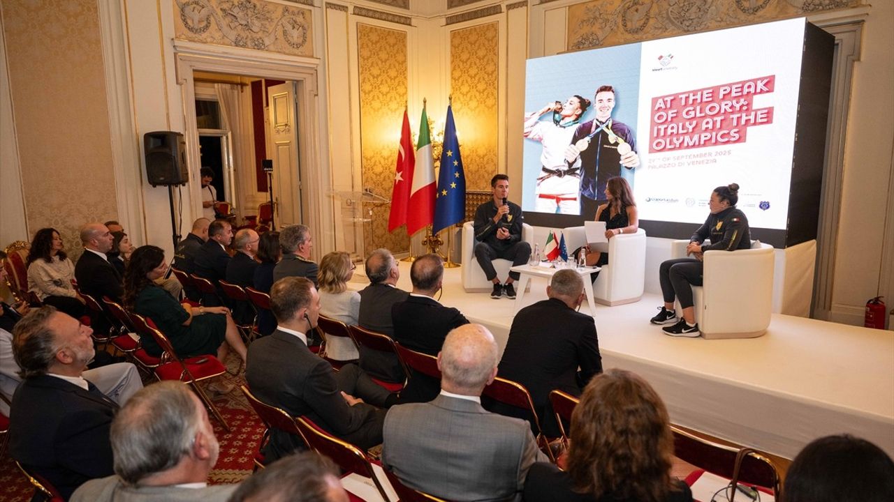 İtalya Başkonsolosluğu'nda MeeTürkItaly Paneli