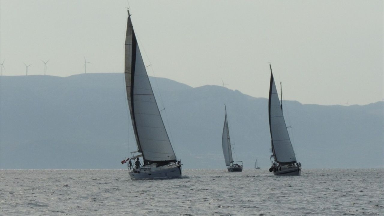 İzmir'de Uluslararası Yelken Şenliği Rüzgarları Esti