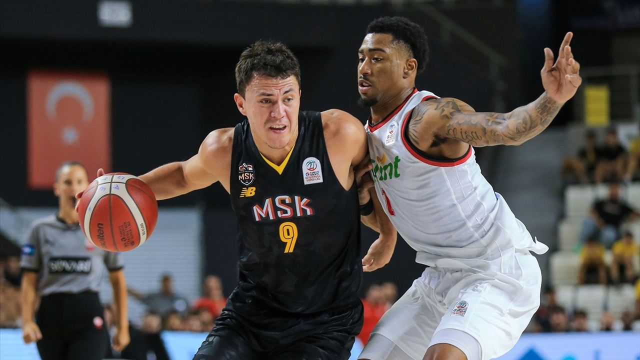 Mersinspor, Glint Manisa Basket'i Deplasmanda Yenmeyi Başardı