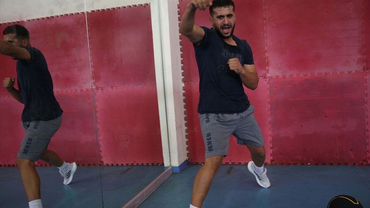 Milli Boksörler Avrupa Şampiyonası İçin Altın Madalya Peşinde