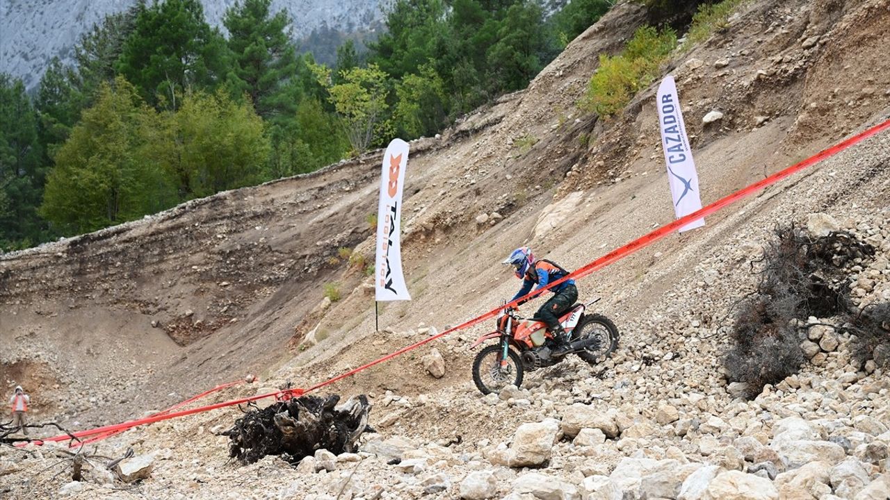 Antalya'da 16. Sea To Sky Enduro Motosiklet Yarışı Başlıyor