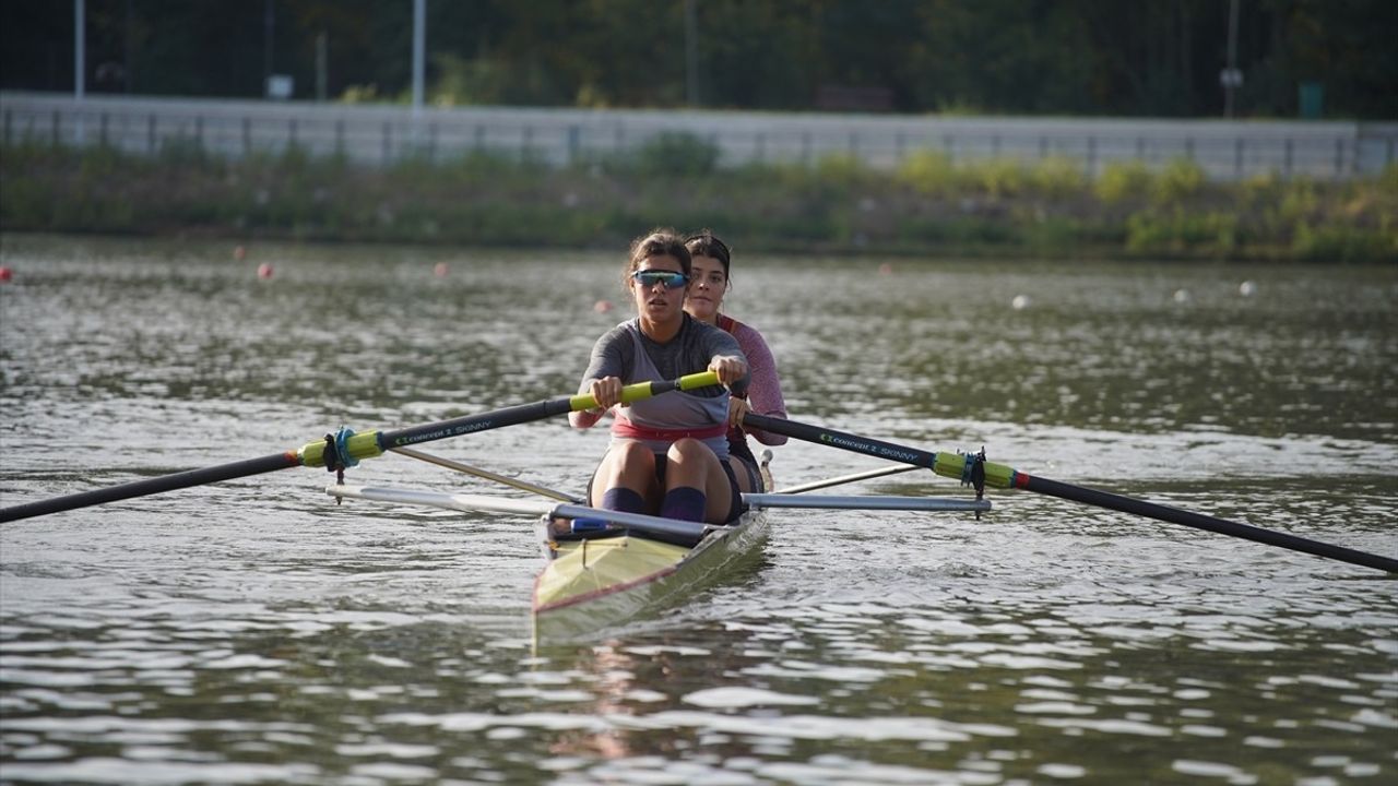 Büyükler Türkiye Kupası Kürek Yarışları Öncesi Sporcuların Hazırlıkları