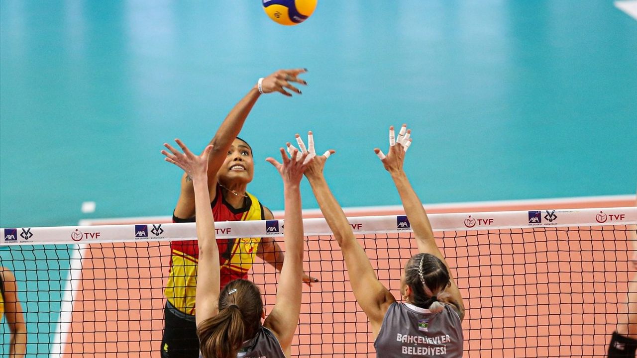 Göztepe Kadın Voleybol Takımı Çeyrek Finale Yükseldi