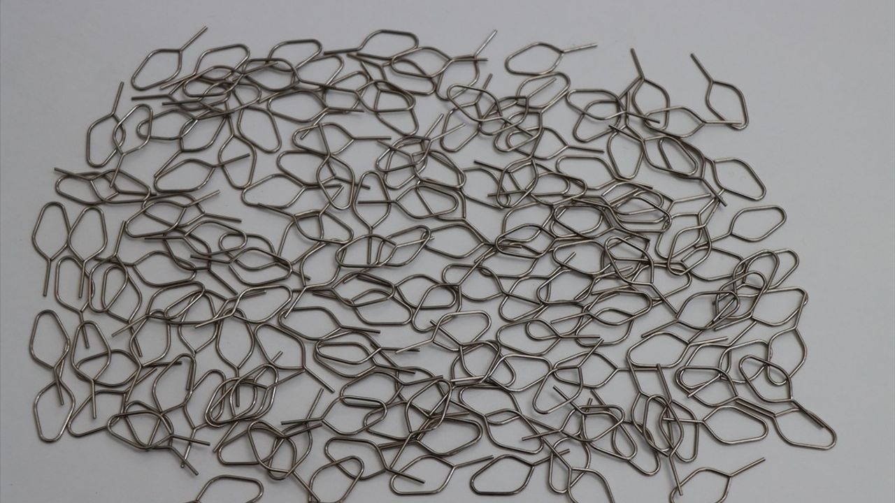 Kırklareli'den Dünyaya: Sim Kart Çıkarıcı Pim Üretimi