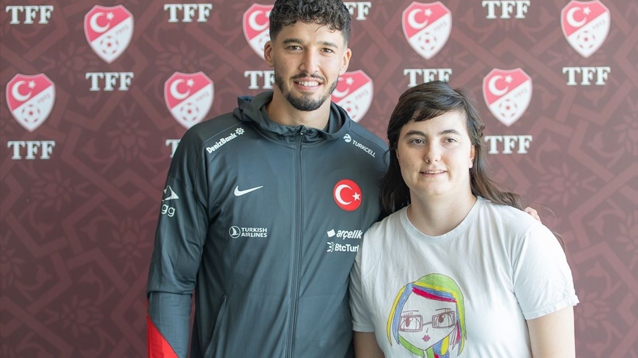 Milli Futbolcular, Otizmli Çocukların Yanında
