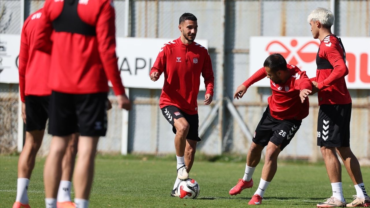 Özbelsan Sivasspor, Keçiörengücü ile Maç Hazırlıklarına Devam Ediyor
