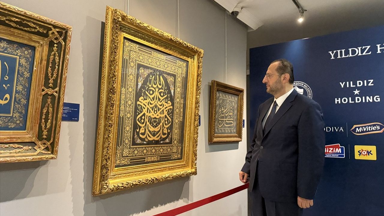 Trabzon'da Meşhur Hattatlar Sergisi Açıldı