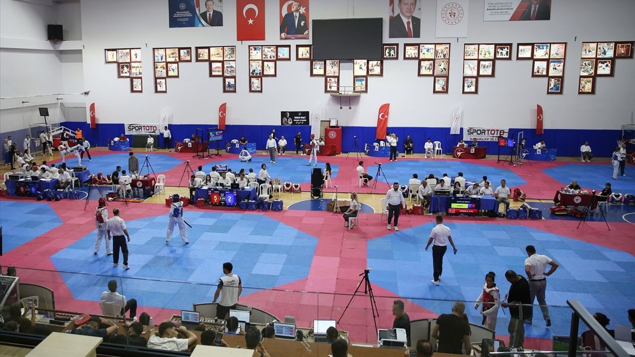 Türkiye Kulüpler Tekvando Şampiyonası Alanya'da Başladı