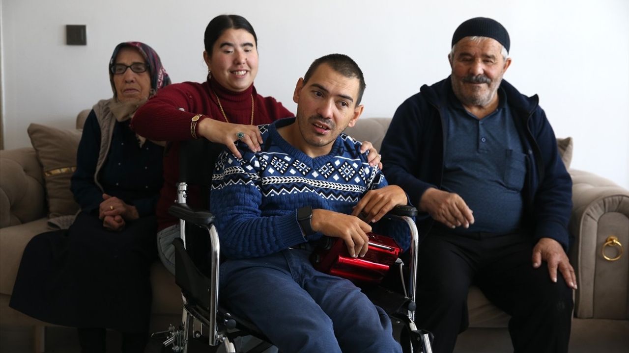 Engelli Kardeşlerin Sevgi Dolu Bağlantısı