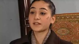 Akasya Durağı Oyuncusu Sitare Akbaş'ın Cesur Pozları Beğeni Topladı