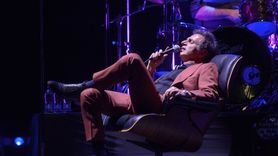 Teoman, Harbiye Açık Hava Konseri'nde Yeni İşini Açıkladı