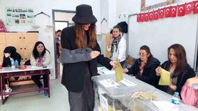 Dilan Çiçek Deniz ve Kıvanç Tatlıtuğ oy kullandı