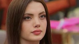 Kısmetse Olur Yarışmasının Favori Gelin Adayı Elif Nur Yel'in Göğüs Dekolteli Pozları Beğeni Topladı