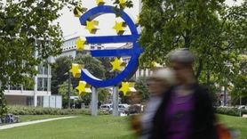 Euro Bölgesi Ekonomik İvmede Düşüş Yaşıyor