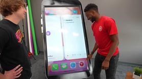 Dünyanın En Uzun iPhone'u ve En Büyük iPhone Modeli