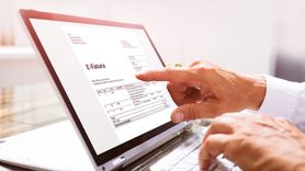 E-Fatura Sistemi İşletmeleri Dijitalleşmeye Zorluyor