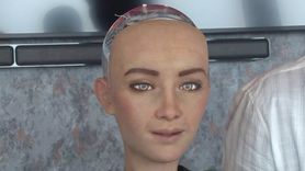İnsan Görünümüne En Yakın Robot Sophia Radyo Yayıncılığına Başlıyor