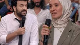 Hasan Can Kaya'nın sunduğu Konuşanlar programında boşanma nedenini anlatan Esra öğretmen