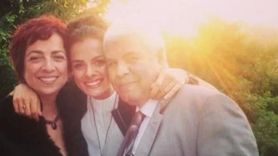 Ünlü Oyuncu Özge Özpirinçci'nin Babası Kadri Emrah Özpirinçci Hayatını Kaybetti