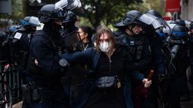 Paris'te Filistin'e Destek Gösterisi Düzenlendi