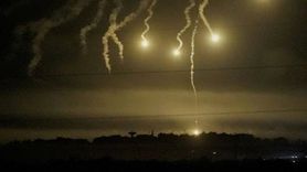 İsrail Ordusu Gazze Şeridi'nde Yoğun Bombardımana Devam Ediyor