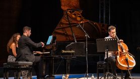 Gümüşlük Müzik Festivali'nde Baltacıgil ve Esen Konser Verdi