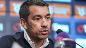 Beşiktaş'tan Konyaspor'a 2-0 Galibiyet: Van Bronckhorst Açıklamalarda Bulundu