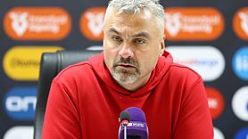 Samsunspor, ONVO Antalyaspor'u 2-0 Geçti