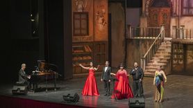 Antalya'da Sevgililer Günü Konseri Coşkusu