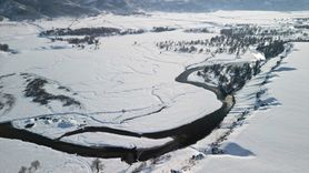 Karla Kaplı Munzur Vadisi'nin Göz Alıcı Güzelliği